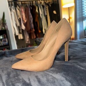 Elegant Tan Women's Heels